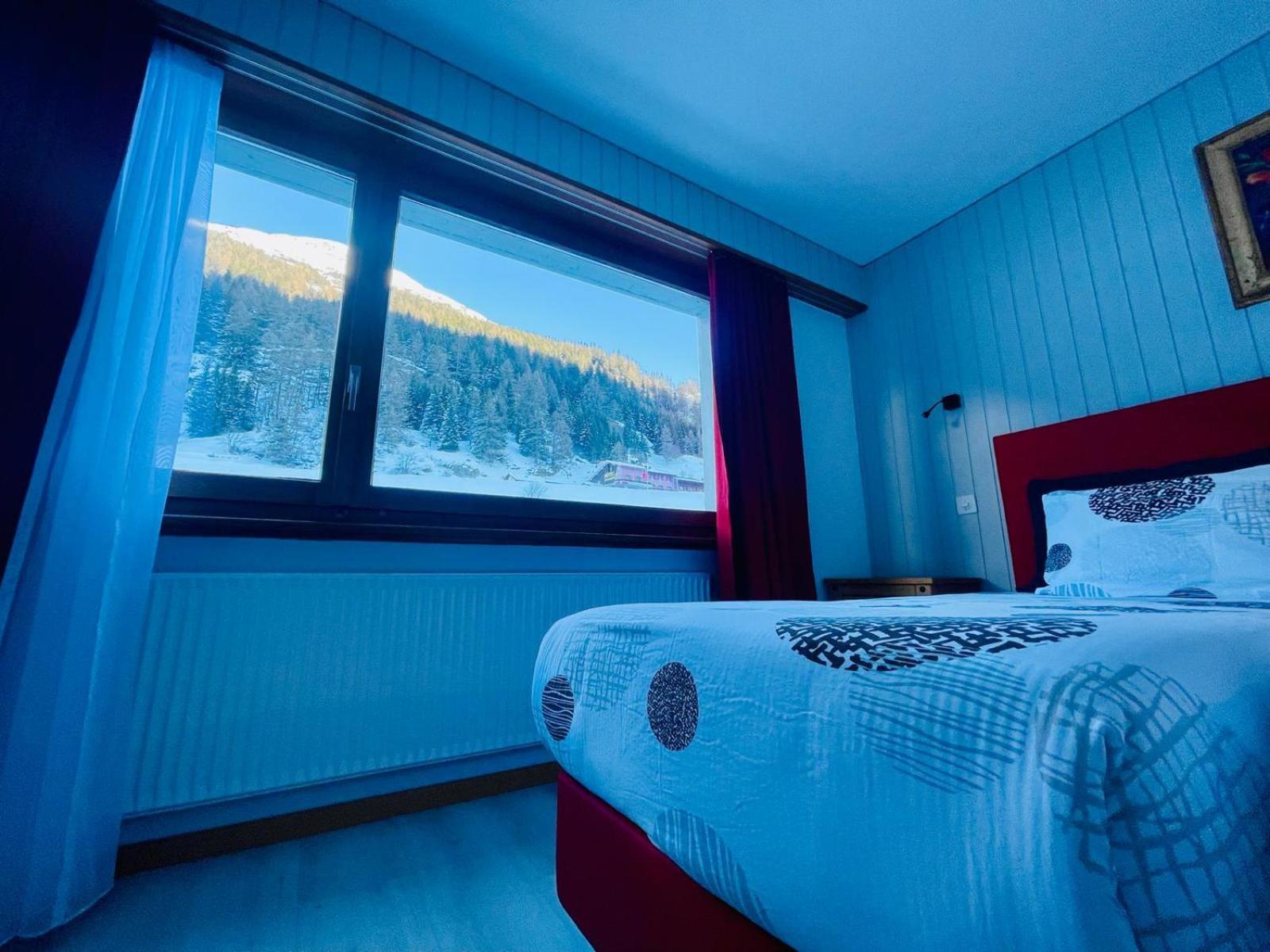 Auberge Des Charmettes Bourg-Saint-Pierre Ngoại thất bức ảnh